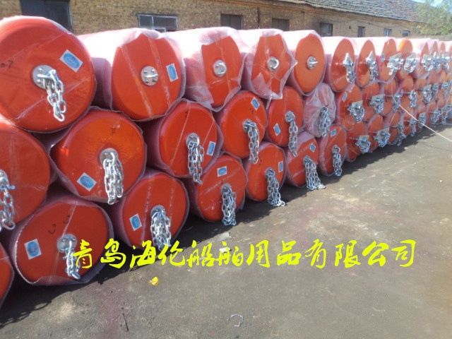 聚脲喷涂漂浮式护舷 防护碰垫 EVA实心护舷防撞设施山东否是HLD0.