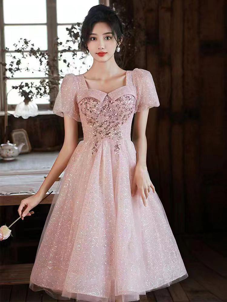 Vestido de noche rosa para mujer, nuevo estilo 2026, elegante, de lujo ligero, estilo nicho, estilo francés, estilo hada, para ceremonia de adultos.