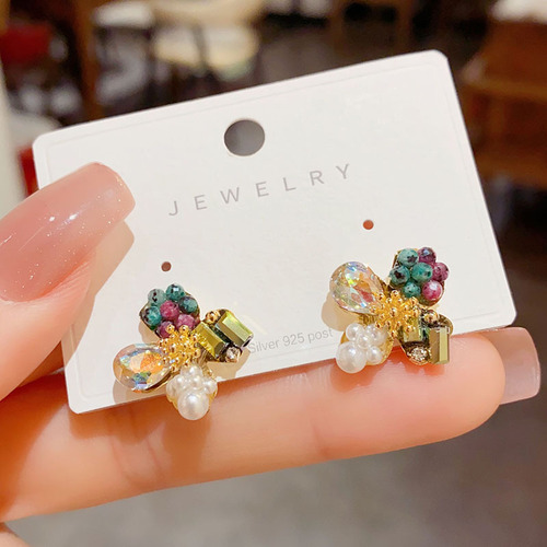 Designer Minimalist Crystal Petal Earrings, Lightweight Luxury, Versatile Silver Needle Earrings - 2024 New Trend Ear Accessories