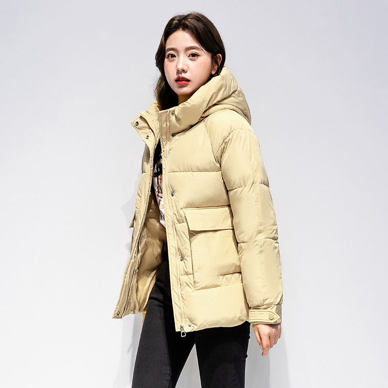 Ropa de invierno de algodón caliente para mujeres 2025 nuevo corto delgado suelto estudiante chaqueta de algodón chaqueta de algodón gruesa