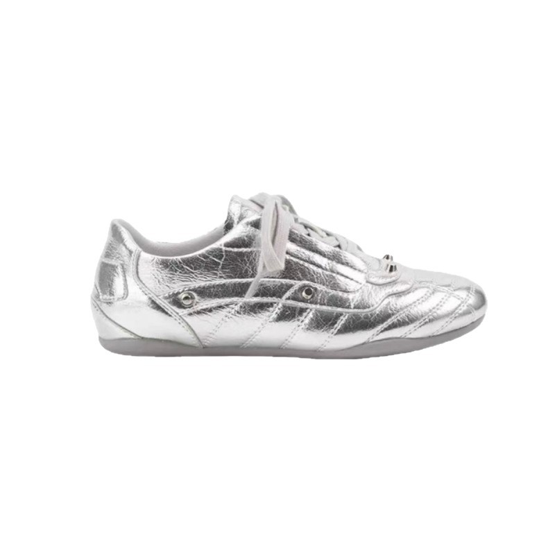 Retro remaches zapatos de entrenamiento para mujeres 2026 nuevo ballet correa de altura interior zapatos casuales correa de cabeza redonda zapatos Gump