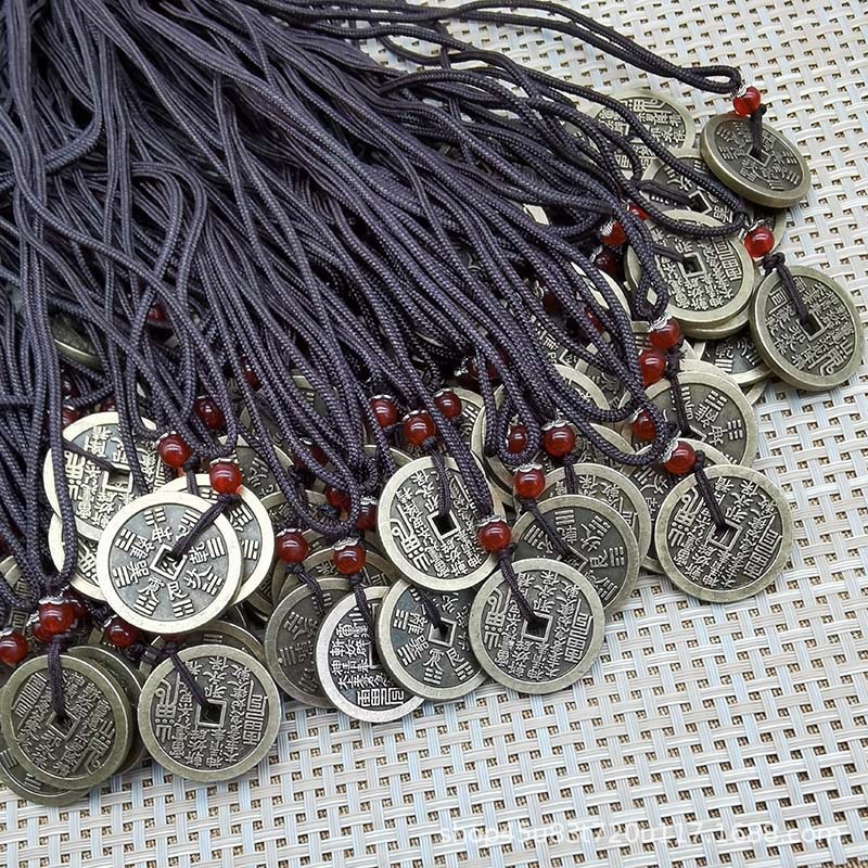 Retro Mountain ghost money pendant new Chinese style men's and women's necklace imitation five emperors copper coins scenic spot stall supply