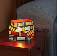 Stained Glass Stacked Books Lamp彩色玻璃叠书灯树脂工艺品台灯