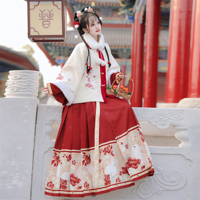Adult Ming-made winter fleece-lined thickened Hanfu women's New Year battle gown Chinese style Rabbit New year new year greeting costume ancient costume full set Adult Ming-made winter fleece-lined thickened Hanfu women's New Year battle gown Chinese style Rabbit New year new year greeting costume ancient costume full set