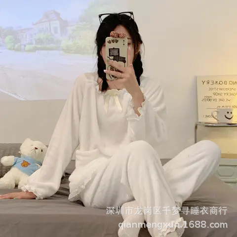 플란넬 스퀘어넥 슈트