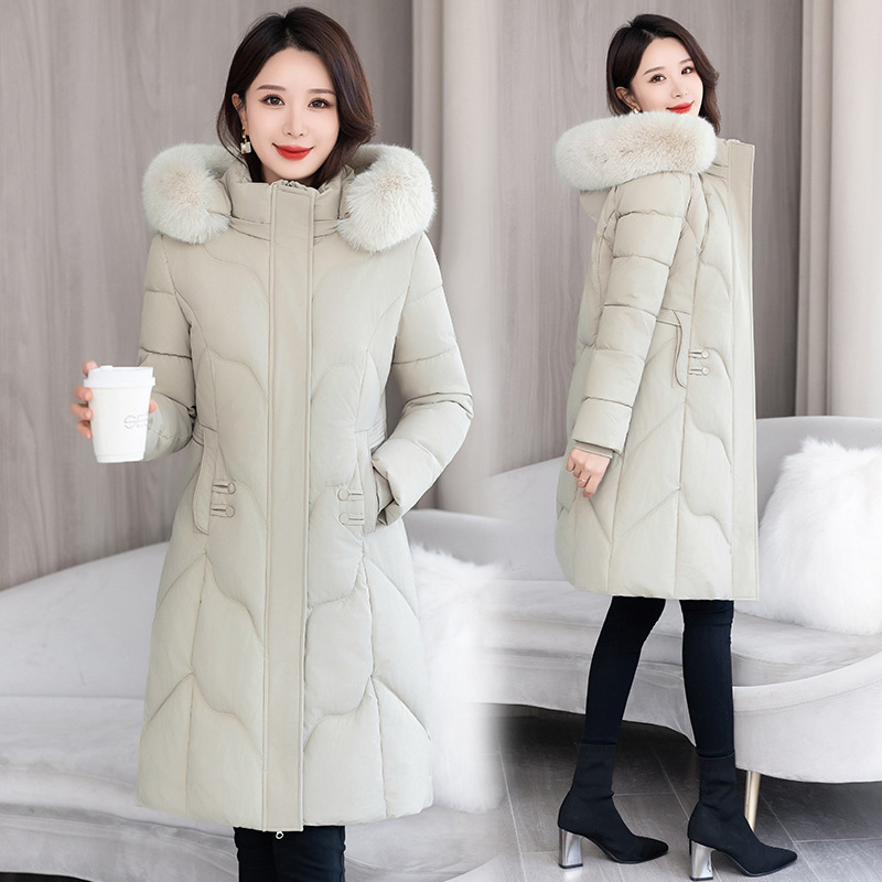 Gran tamaño de invierno nuevo algodón de cuello de cabello grande sombrero de ropa de algodón de mediana edad delgada gruesa chaqueta de algodón