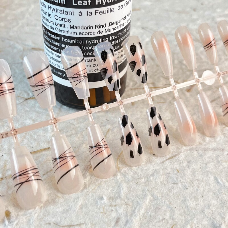 Ultra-Low Price 2 Wearable Nails, Detachable Style, Complete Manicure Patches, Finished Fake Nails, Pure Handmade Factory Direct Sales Ultra-Low Price 2 Wearable Nails, Detachable Style, Complete Manicure Patches, Finished Fake Nails, Pure Handmade Factory Direct Sales