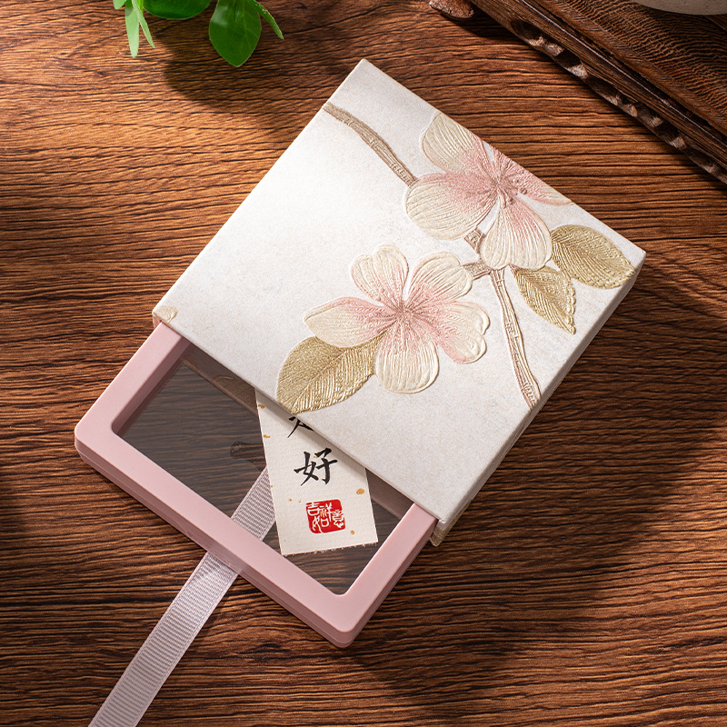 Caja de regalo de arroz blanco; 9cm * 9cm * 2cm (medio)