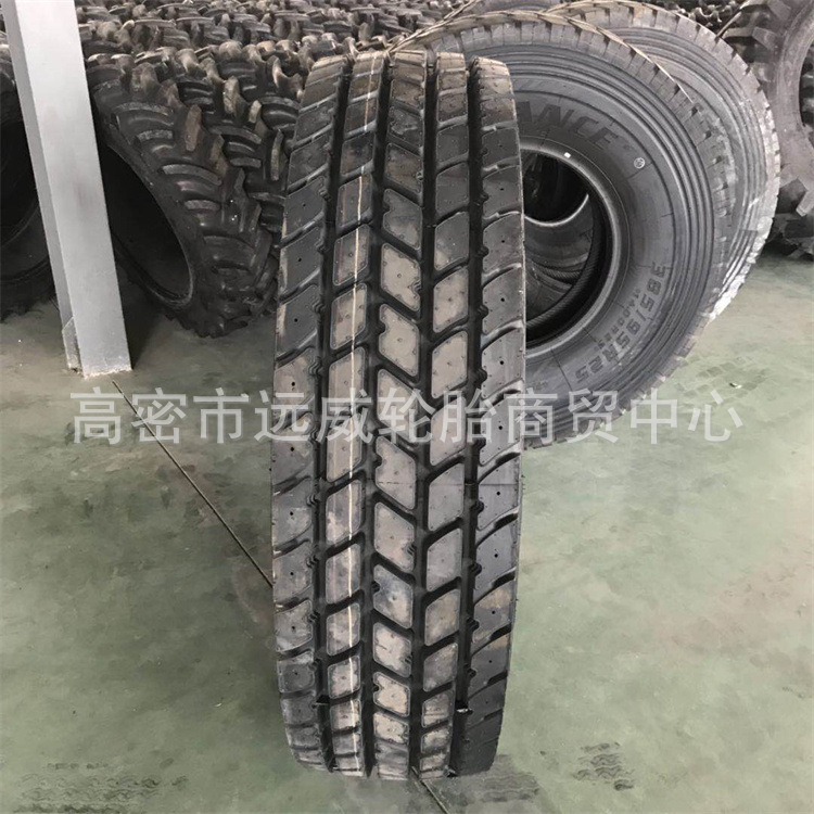 双钱385/95R25真空445/95R25工程轮胎1400/1600R25吊车起重机轮胎