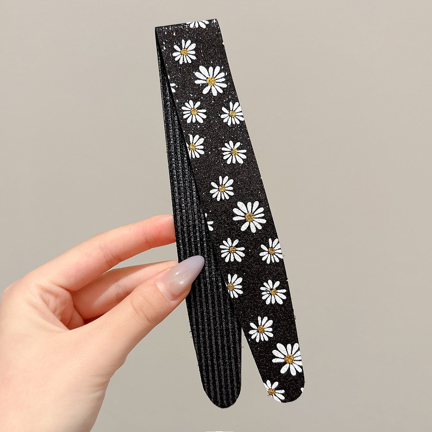 Velcro cinta de cabello frangeas de cabello roto acabado artefacto de publicación diaria uso exterior de banda de cabello universal fuera de la red banda de cabeza roja