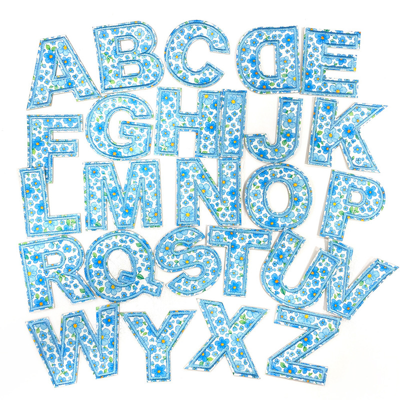 26 件花朵字母贴布贴纸 A-Z 字母贴花 -自黏胶刺绣贴花|undefined