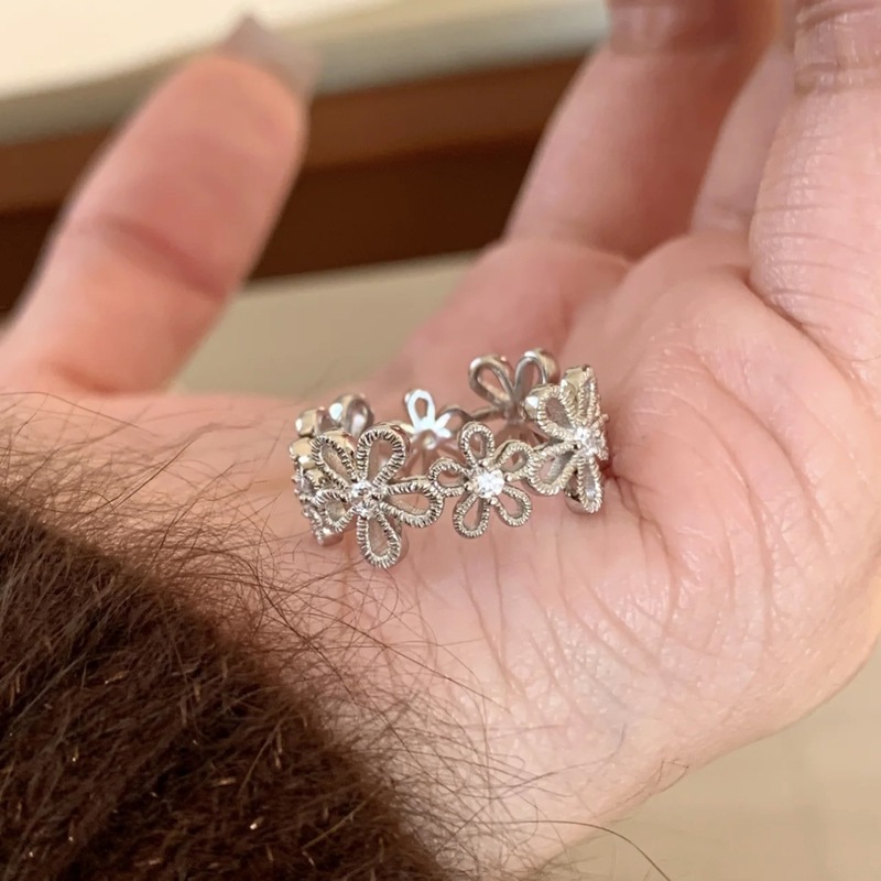 Xiaohongshu 新製品 S925 スターリングシルバーリング女性の夏インスタイルハイエンドニッチライト高級非退色シルバージュエリー|undefined