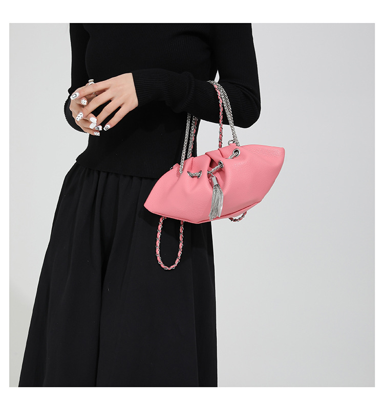 Women's Medium Pu Leather Solid Color Streetwear Dumpling Shape String Crossbody Bag display picture 16
