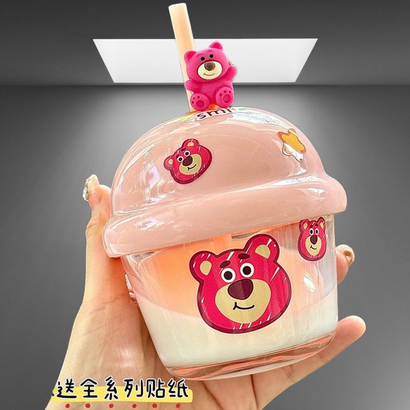 Strawberry bear glass mug pier straw water cup children's mini cute breakfast milk cup hand gift cup wholesale