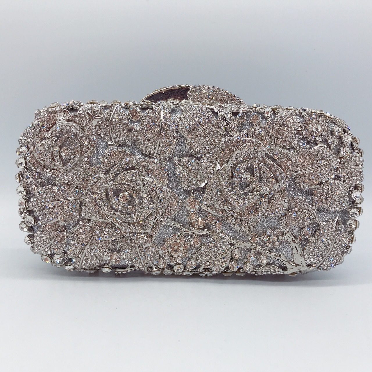 Bolsas de diamantes de rosa, bolsas de diamantes de metal, bolsas de vestir, bolsas de mano de banquete europeas y americanas, bolsas de mujer, embrague