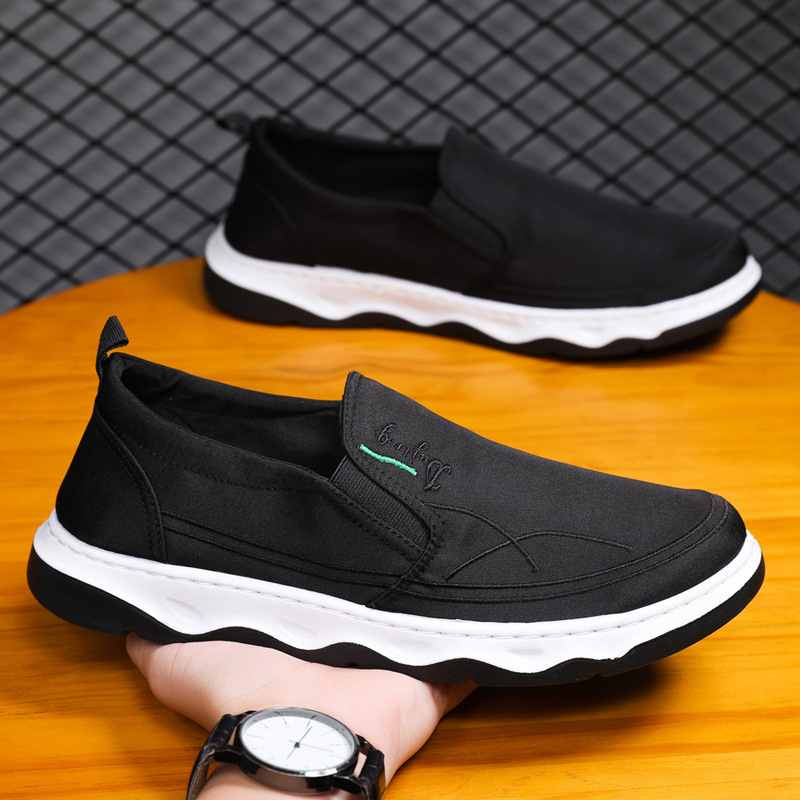 2025 New Lightweight Breathable Cloth Shoes Men's Casual Slip-on Fashionable Lazy Shoes Low-top Ice Silk Men's Shoes 2025 New Lightweight Breathable Cloth Shoes Men's Casual Slip-on Fashionable Lazy Shoes Low-top Ice Silk Men's Shoes