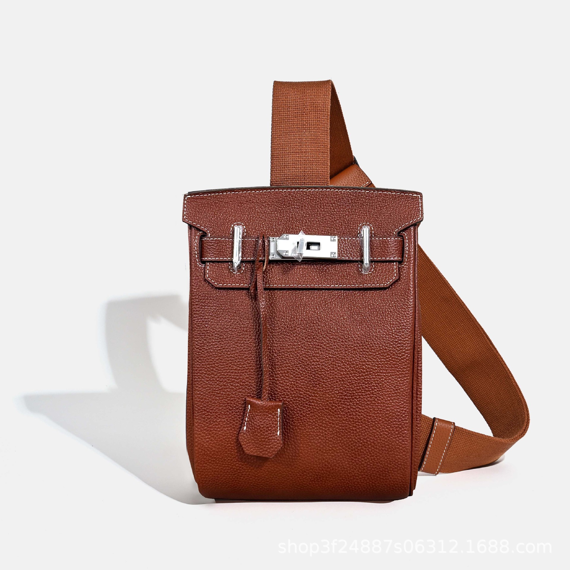 Fu Bao Brown