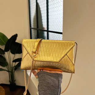 Cross-border European and American Fashion Pleated Hand Envelope Bag Evening Bag Stylish Personalized Chain Single Shoulder Crossbody Women's Bag