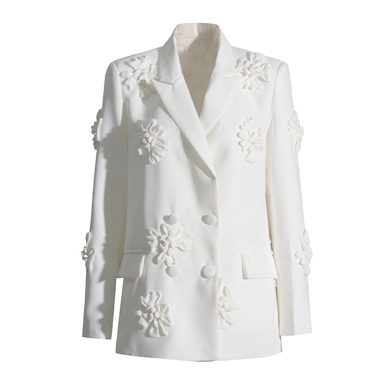 Design di abbigliamento femminile stile di nicchia piccolo abito 2024 nuovo temperamento risvolto medio pesante giacca da abito floreale tridimensionale per le donne_voghion.com
