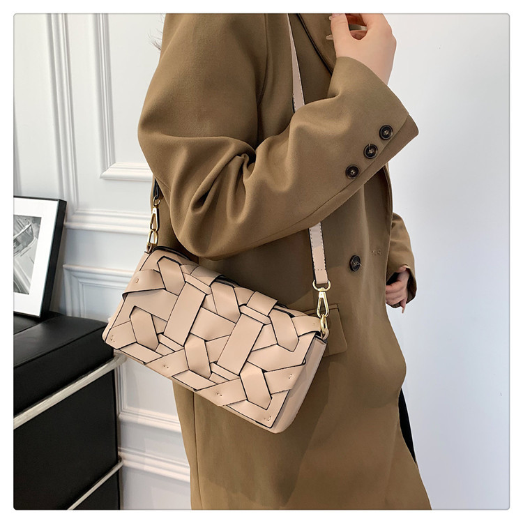 Borsa da donna in tessuto dal design piccolo 2023 Borsa a tracolla alla moda con nuova trama autunno/inverno 2023 Borsa a tracolla personalizzata_voghion.com