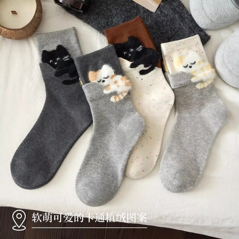 【Xinjiang Cotton】Women's Cat Socks, Thick Autumn-Winter Cartoon Anime Regular Long Socks, Flocked Cute Gray 【Xinjiang Cotton】Women's Cat Socks, Thick Autumn-Winter Cartoon Anime Regular Long Socks, Flocked Cute Gray