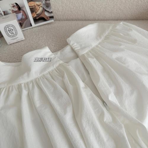 150 Petite Women's High-End Outfit Set: Short-Sleeve T-Shirt Top, High-Waisted Midi Skirt, Medium-Long Umbrella Dress