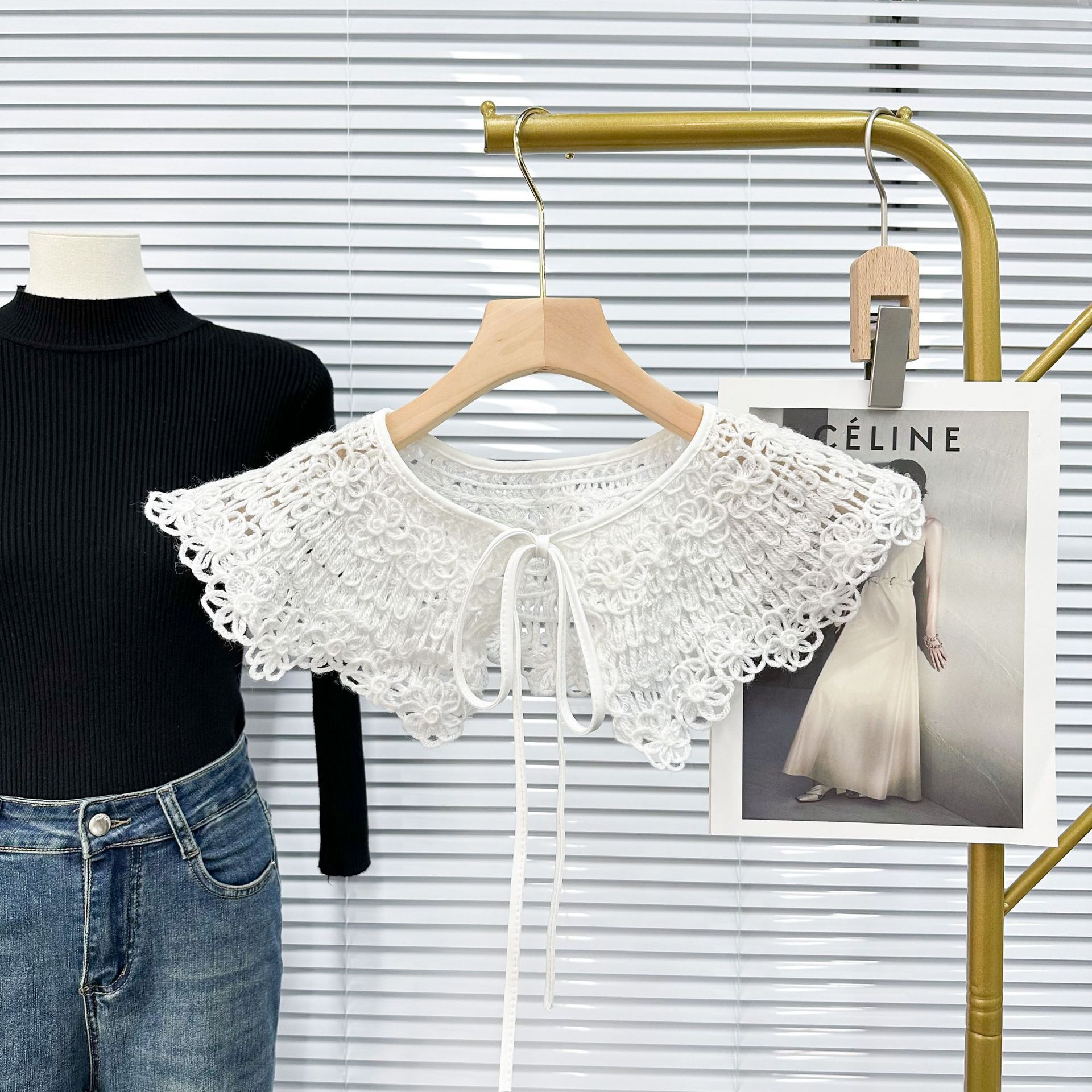 Ventas directas de invierno y otoño lana chalelas de lazos de cuello falso cuentas de clavos huecos vestidos de encaje suéter image 2