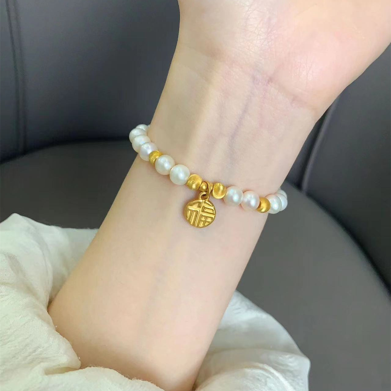 순금 축복 카드 + 고양이 눈 구슬 4개 + 금구슬 팔찌 2개