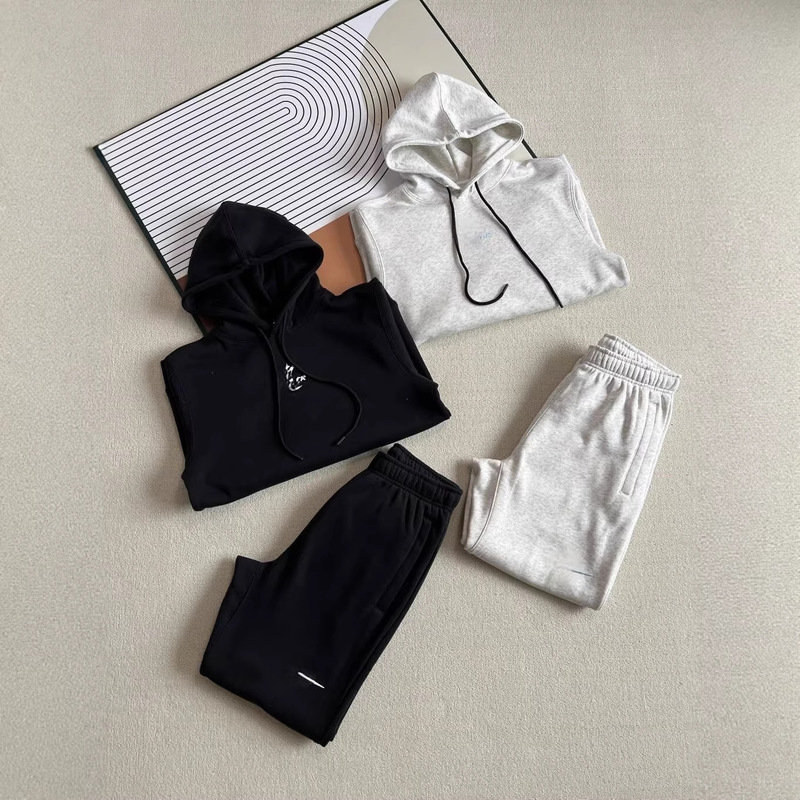 Nocta Winter 25 New Men's Sports and Leisure Velvet Hooded Sweatshirt Suit Silicone Stereo Printed Logo Nocta Winter 25 New Men's Sports and Leisure Velvet Hooded Sweatshirt Suit Silicone Stereo Printed Logo