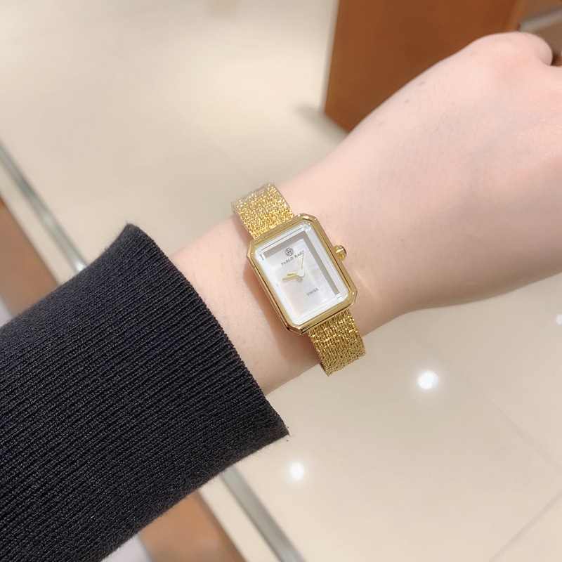 New Watch Fashionable and Elegant Women's Watch Simple and Casual Student Style Square Dial with Woven Strap for Free Shipping_voghion.com