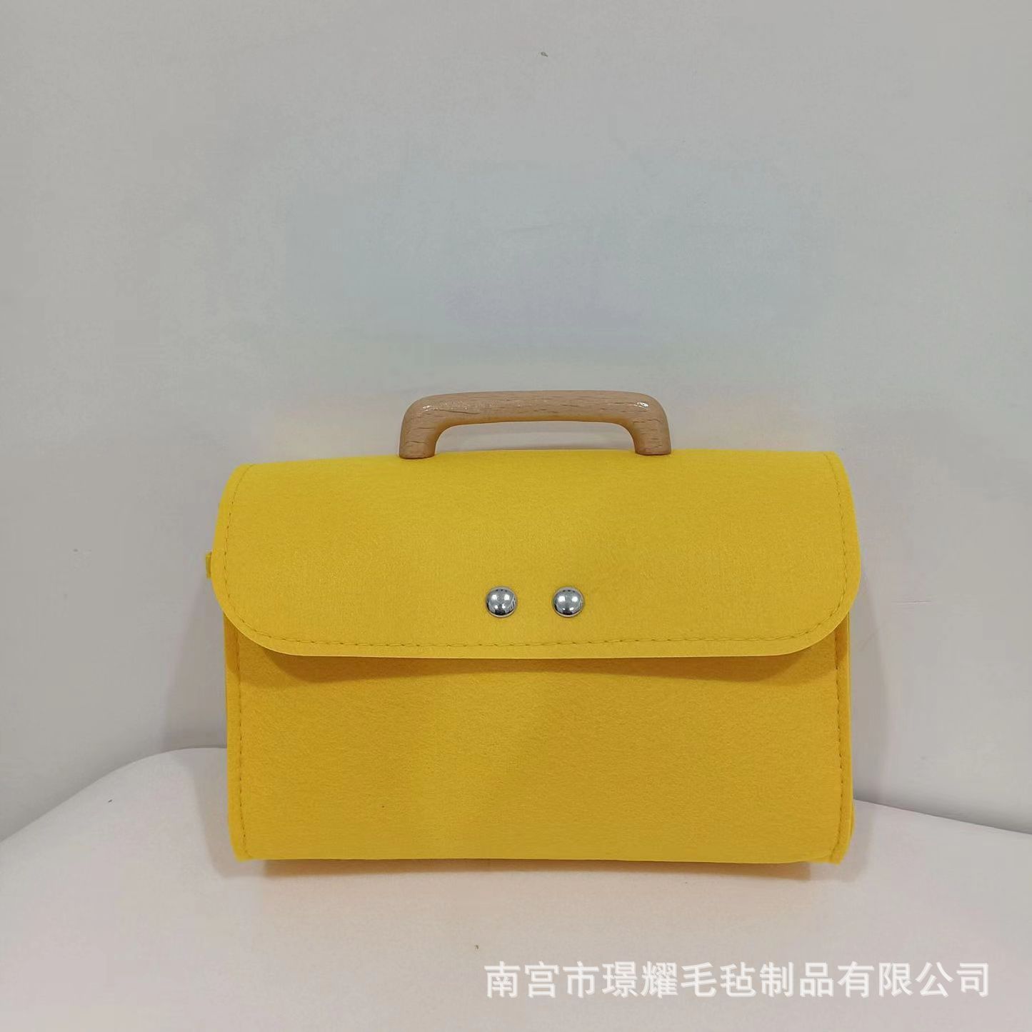 노란색 * 32*16*15