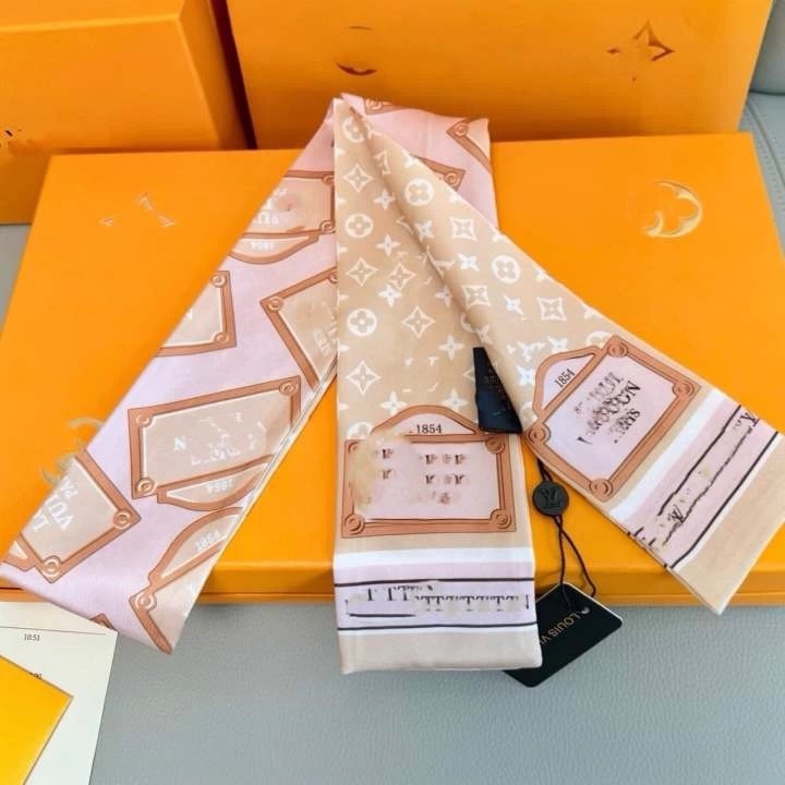 春と秋の多用途のシルクスカーフ、多用途のバッグ、ファッショナブルなビッグブランドのリボンヘッドバンド、女性用の1:1クラシックロバ老眼リボン|undefined