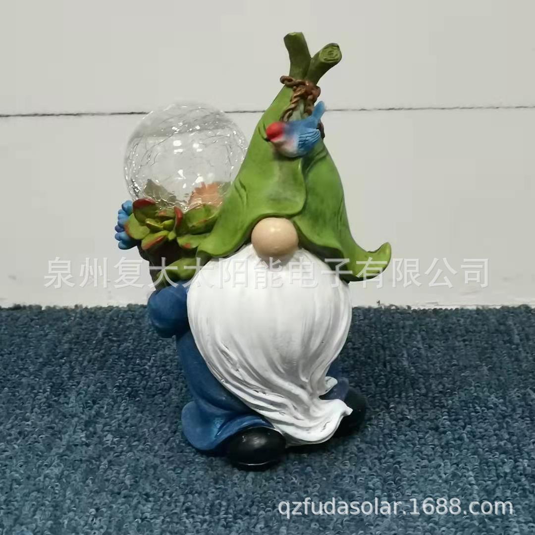 彩色太阳能树脂小矮人灯 LED玻璃球树脂工艺品户外花园树脂侏儒灯