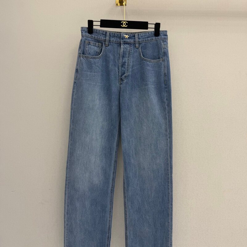 Hollister American Street Style Logo Lightweight Straight-Leg Jeans 26 Summer New Model N Style 331-6198 Picture Color