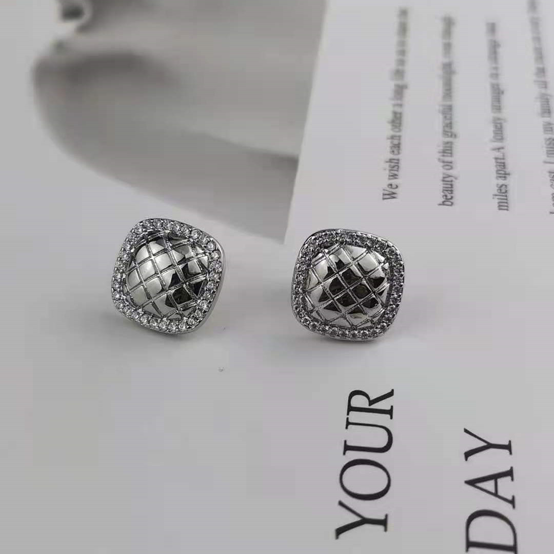 hmqViviiyNSAyin9WuaRt6t4HaNIYu4WkyIw