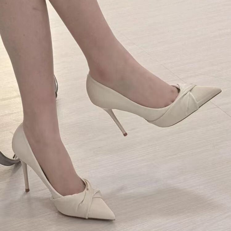French-Style Elegant Retro British Style 2025 Internet Celebrity New Small High Heels Comfortable Versatile Height-Increasing Women's Shoes