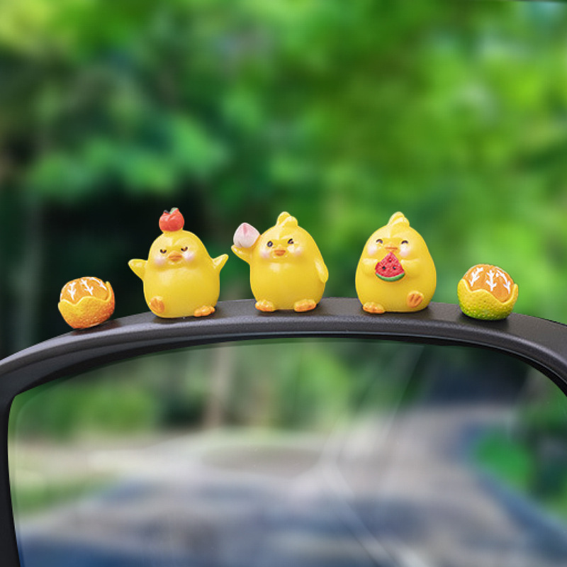 Nueva buena suerte, linda decoración de coche de pollo Bobo, decoración creativa de la consola central del coche, decoración de coche