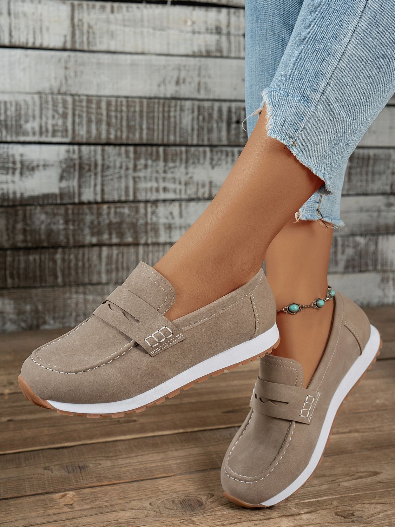 Comfortable Plus Size Women's Running Shoes Spring British Style Loafers Thick Soled_voghion.com