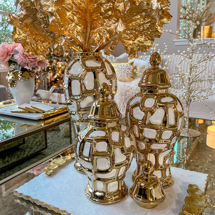 Light luxury electroplated golden plaid ceramic general jar art storage jar model room hotel decoration vase