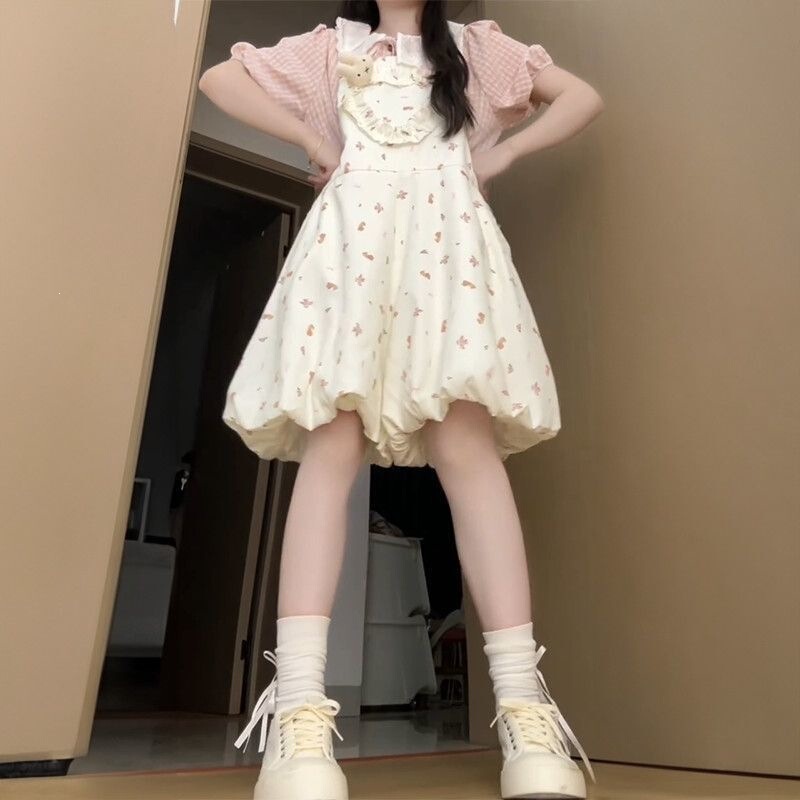 Two-Piece Dress and Pants Set with a Floral Shirt for Female Students, Japanese Sweet Campus Style, Pink High-Waisted Plaid Two-Piece Dress and Pants Set with a Floral Shirt for Female Students, Japanese Sweet Campus Style, Pink High-Waisted Plaid