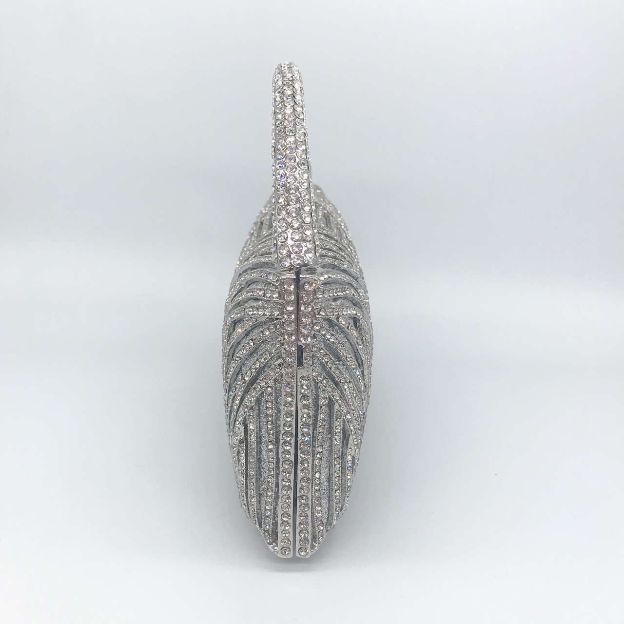 Nuevos productos transfronterizos bolsas de diamantes para la cena, bolsas de diamantes metálicas rígidas, vestidos de banquete, bolsas de mano, cadena de plata