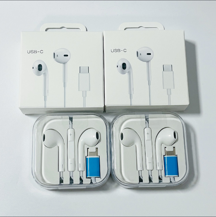 Wired Earphones In-Ear Type C Suitable for Huawei Apple Oppo Xiaomi Vivo Honor Mobile Phone Universal Earphones Wired Earphones In-Ear Type C Suitable for Huawei Apple Oppo Xiaomi Vivo Honor Mobile Phone Universal Earphones