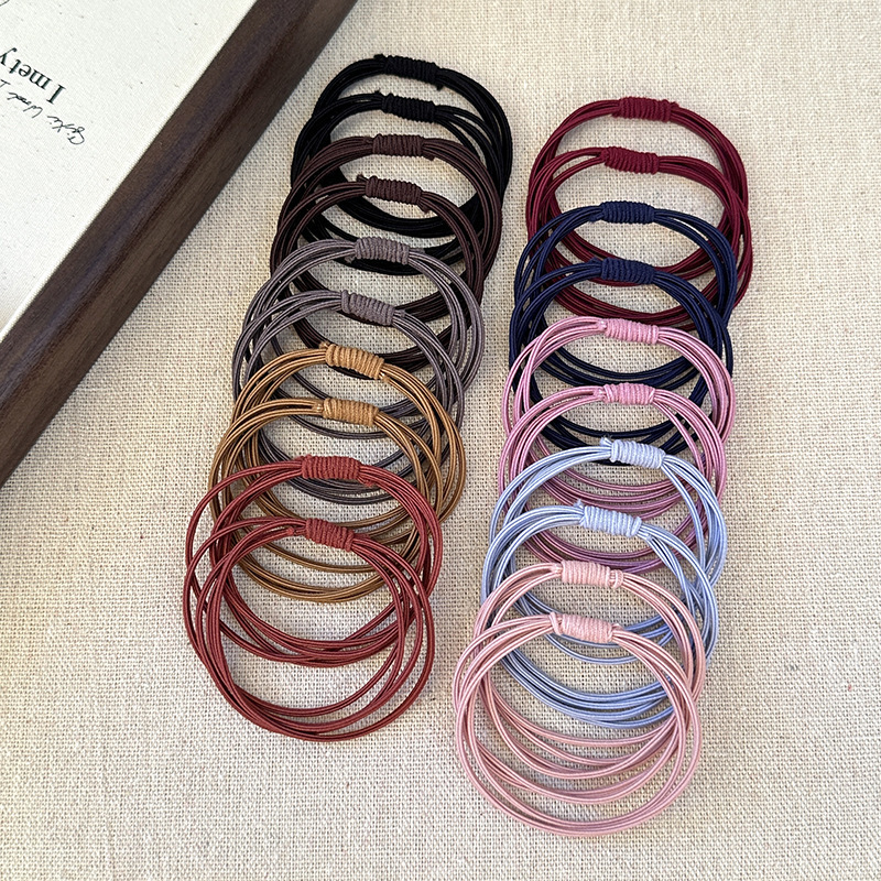 Base universal hair accessory