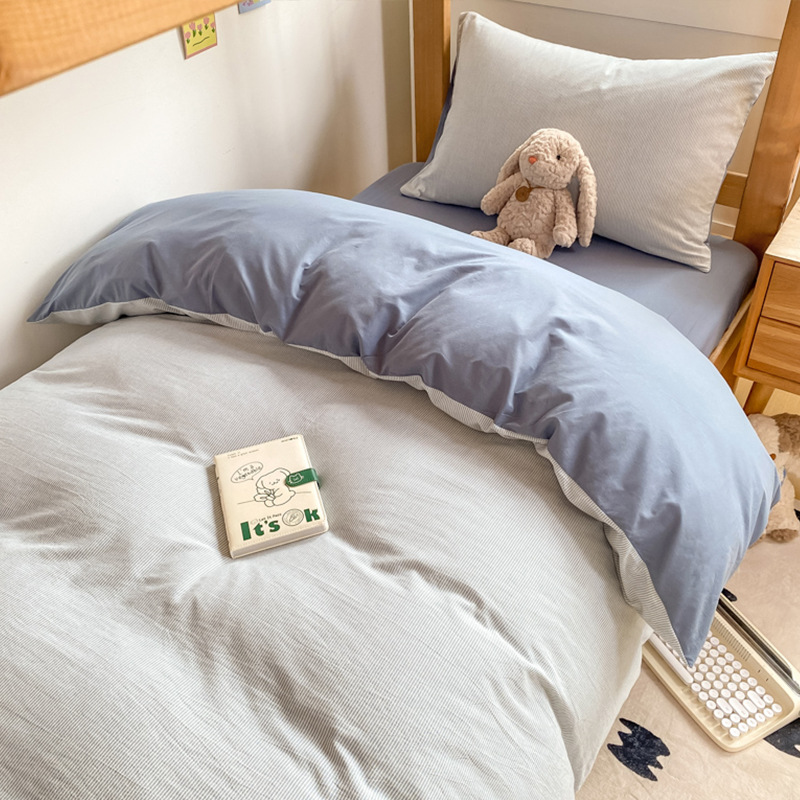 Juego de cama de dormitorio de estudiantes de algodón de tres piezas 2025 nueva funda de edredón de sábana de algodón individual Un juego completo de ropa de cama