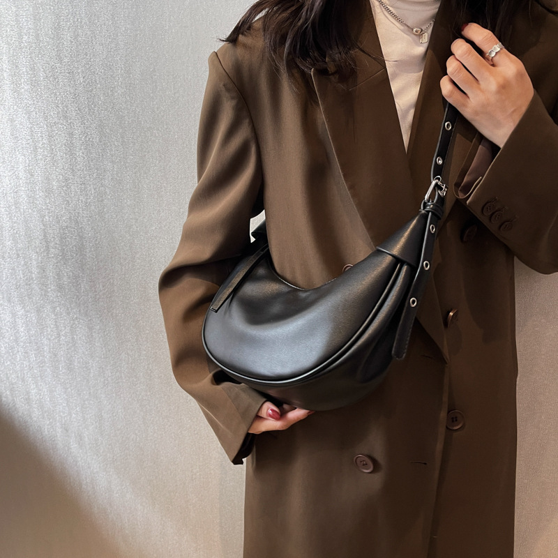 Senior Niche Small Bag Women's Bag 2022 New Fashion Casual Shoulder Crossbody Bag Large Capacity All-match Dumpling Bag Senior Niche Small Bag Women's Bag 2022 New Fashion Casual Shoulder Crossbody Bag Large Capacity All-match Dumpling Bag