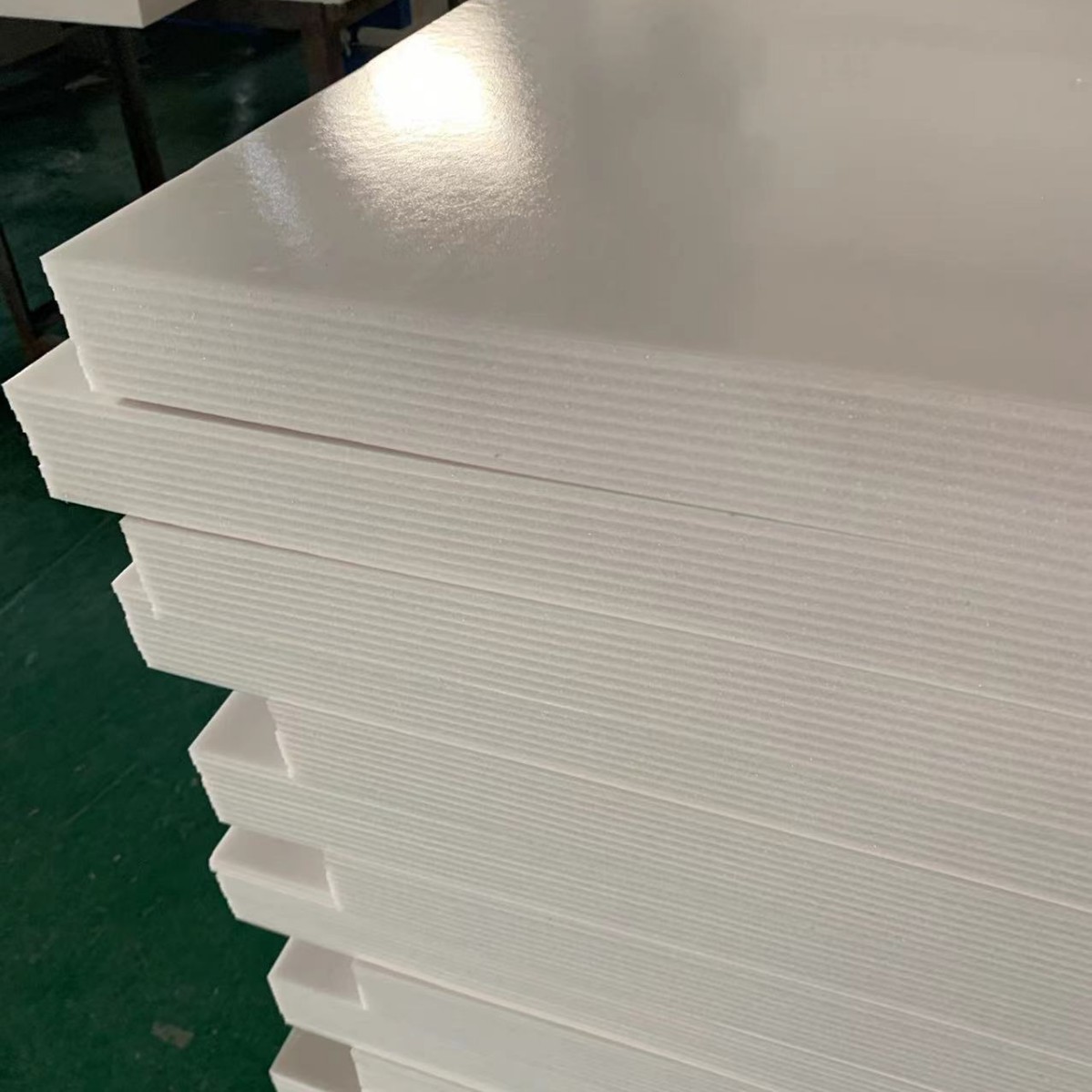 5mm双面亮光板  不起泡KT板 5mm单面光亮kt板 写真背胶裱画底板