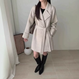 女式针织衫;连衣裙;女式羊毛衫