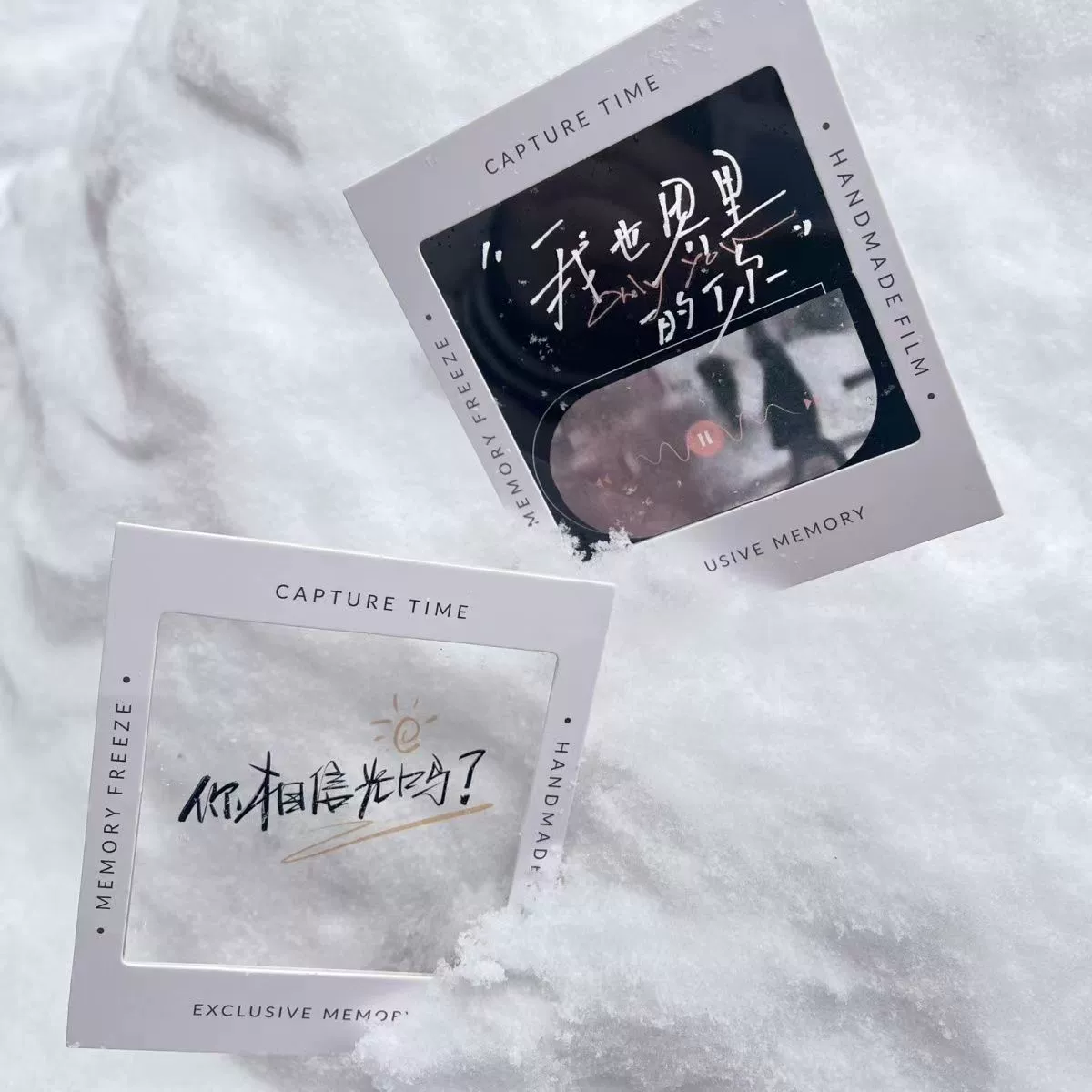 Популярные фотографии Сяохуншу на прозрачной пленке Polaroid, сделанные вручную, идолы поддерживают церемонию вручения дипломов Сяока своими руками