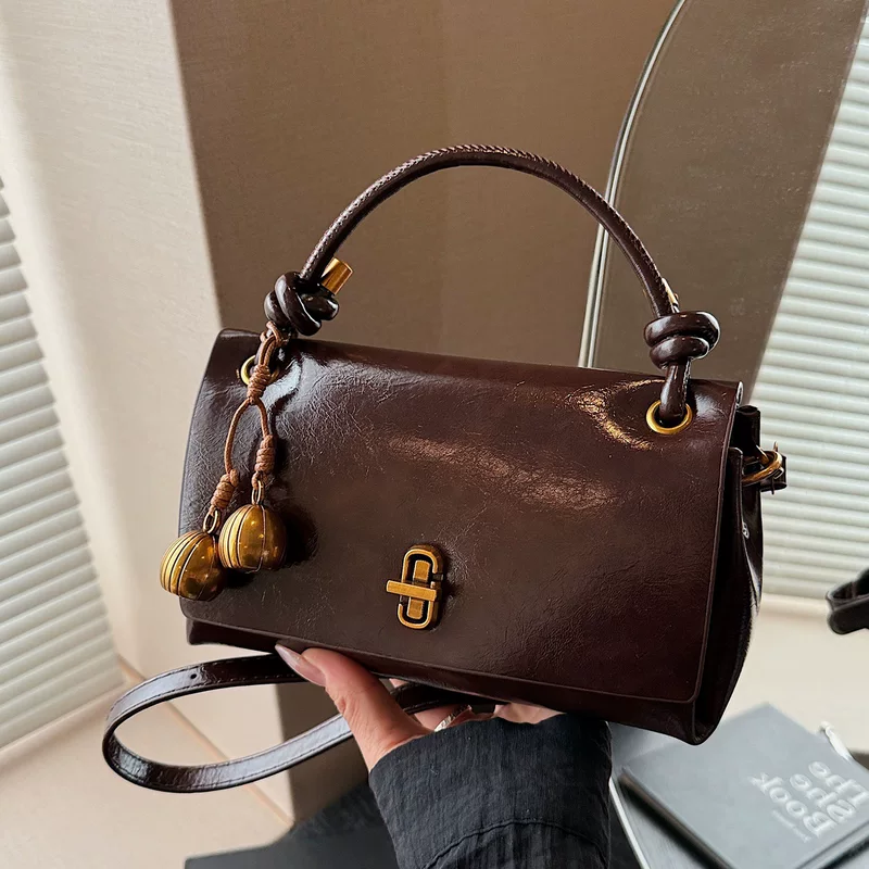 Сумка через плечо ретро, ручная зимняя в стиле light-luxury western, 22×10×11 см, с подвеской/без
