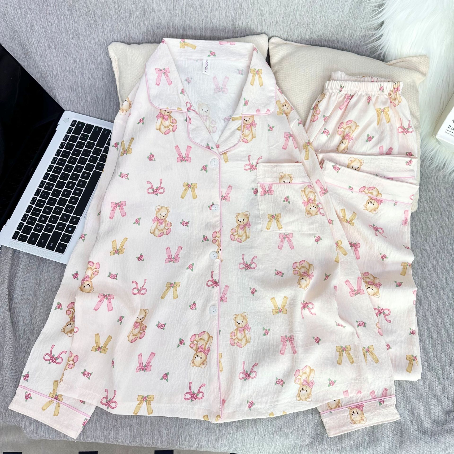 レディースパジャマ 2025年新作 雲柄 春秋 長袖 漫画風 長袖 かわいい カジュアル シンプル ホームウェアセット